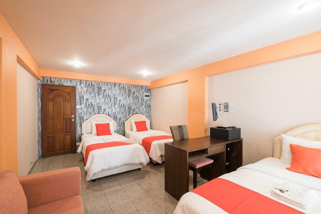 Oyo 110 Old Town Hotel Bangkok Dış mekan fotoğraf