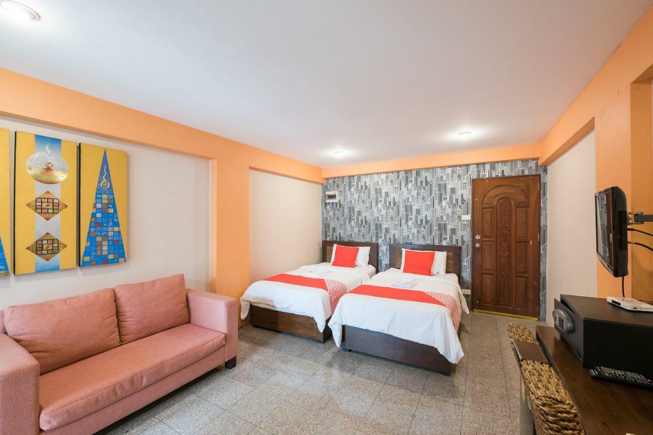 Oyo 110 Old Town Hotel Bangkok Dış mekan fotoğraf